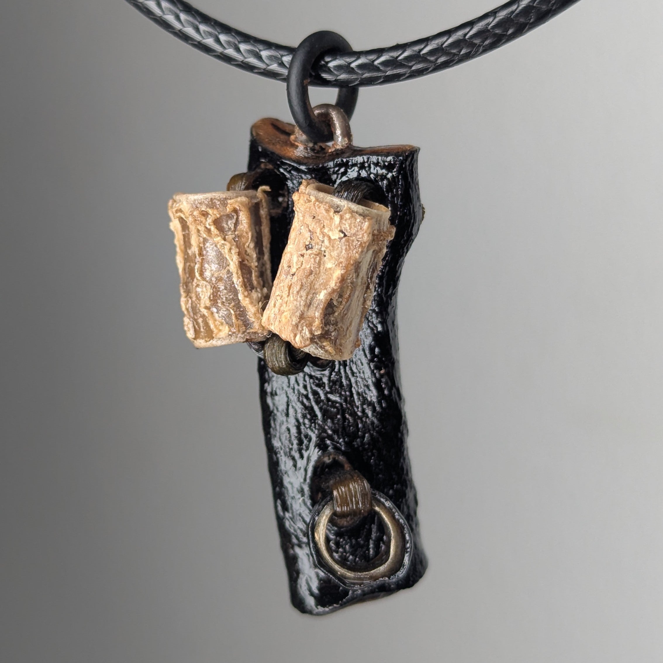 Nerephy Pendant Necklace