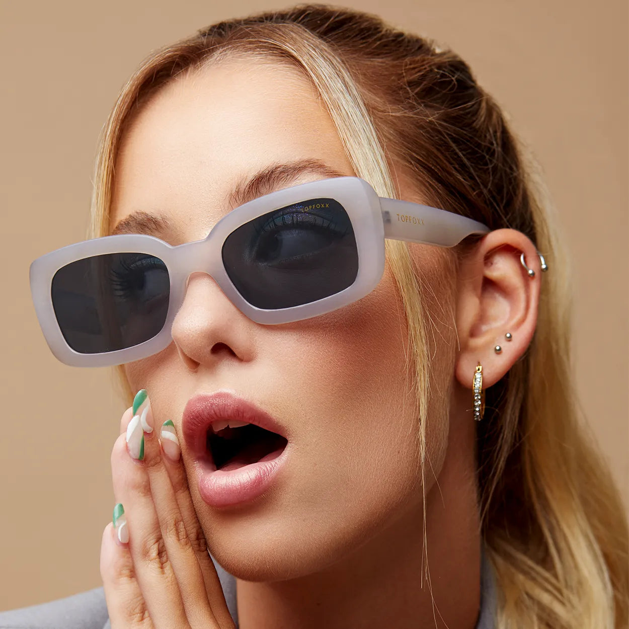 Gigi Sunglasses - Frosty grey