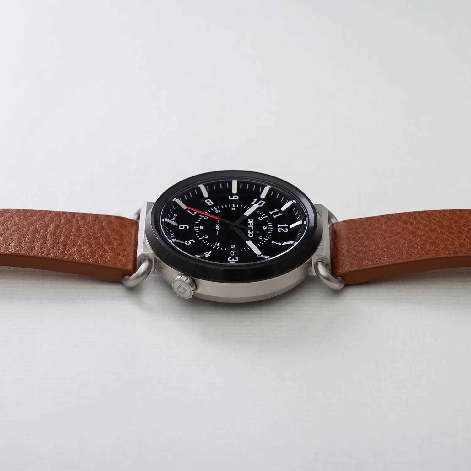 TK-01 - TREK Men's WATCH WITH ITALIAN LEATHER STRAP - WHISKEY BROWN