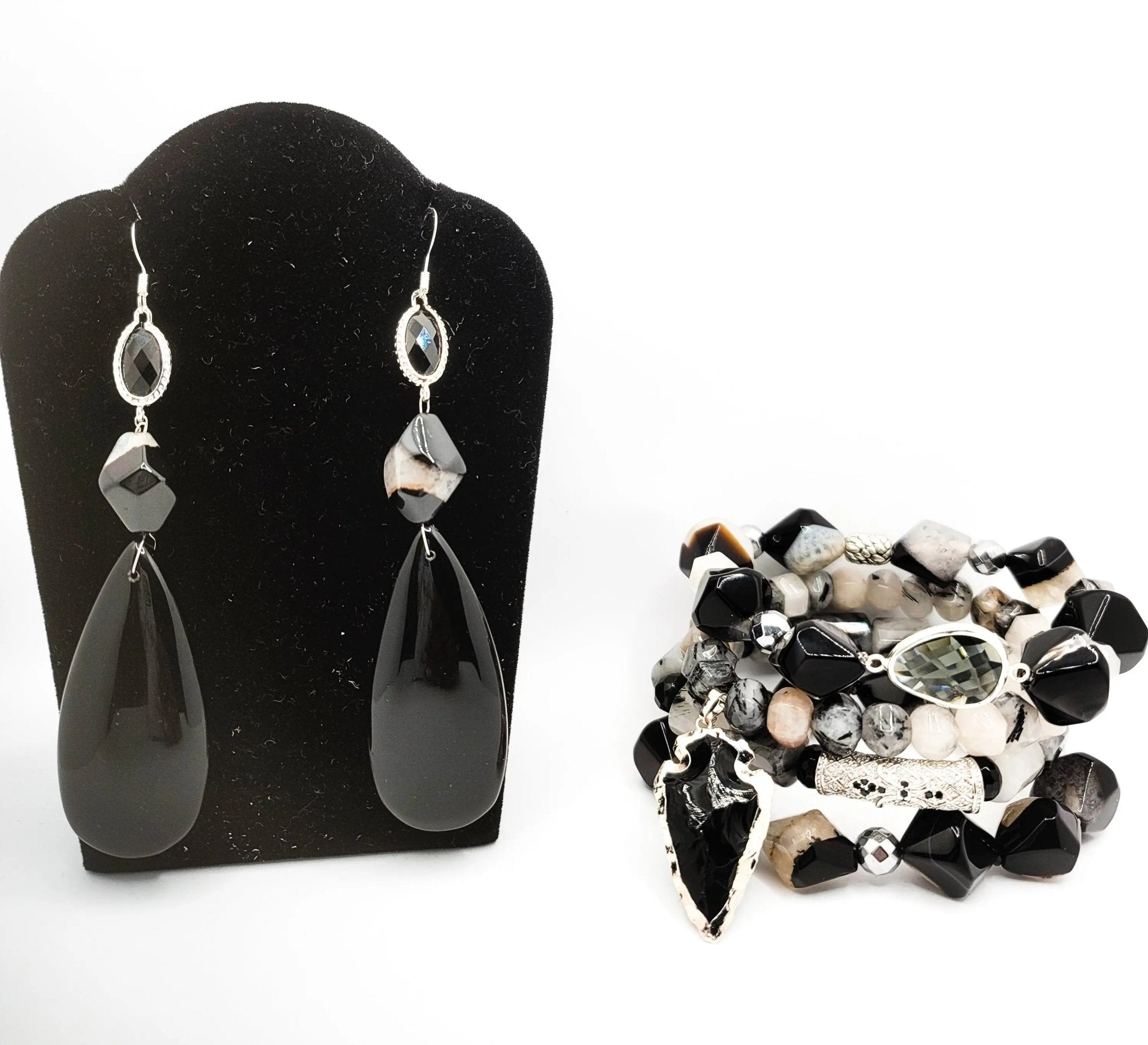 Tourmalinated Quartz and Black Agate Bracelet