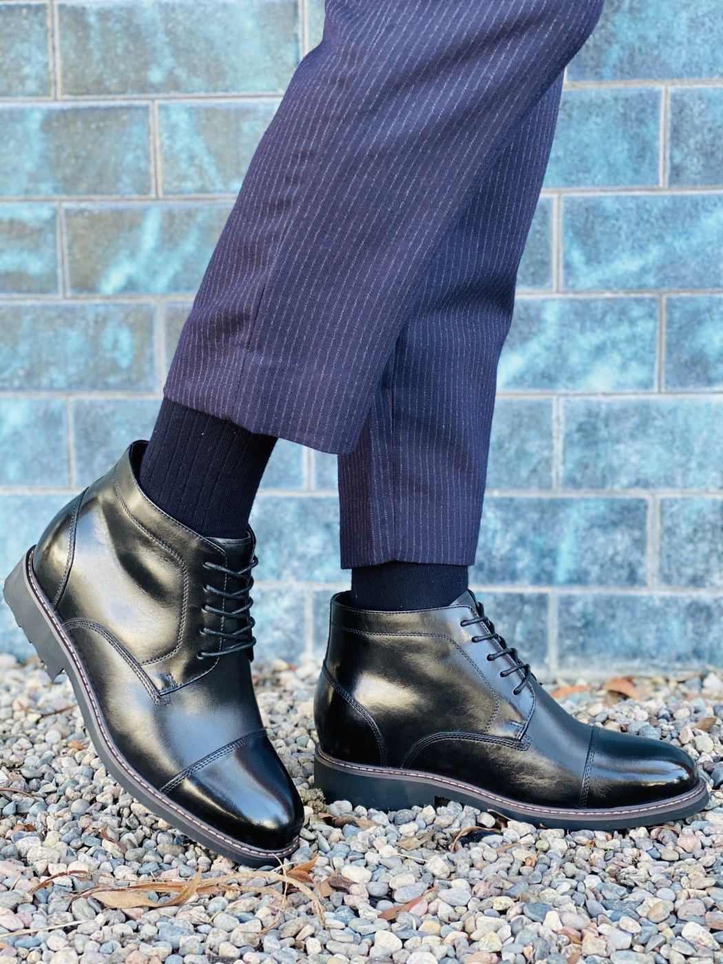 Y41080 - 3.2 Inches Taller (Black) - Men's Boots