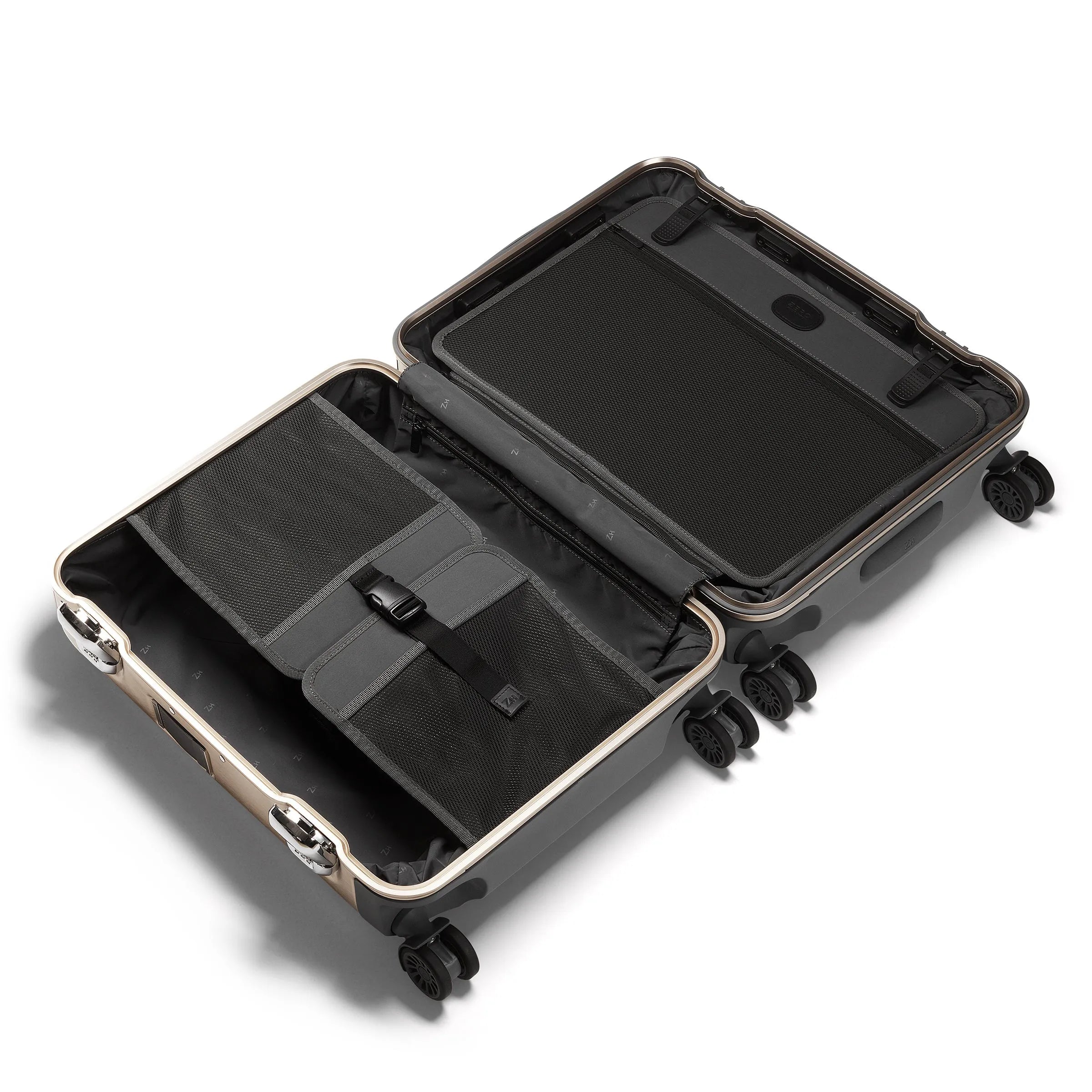 Pursuit Aluminum | Continental Carry-On Suitcase