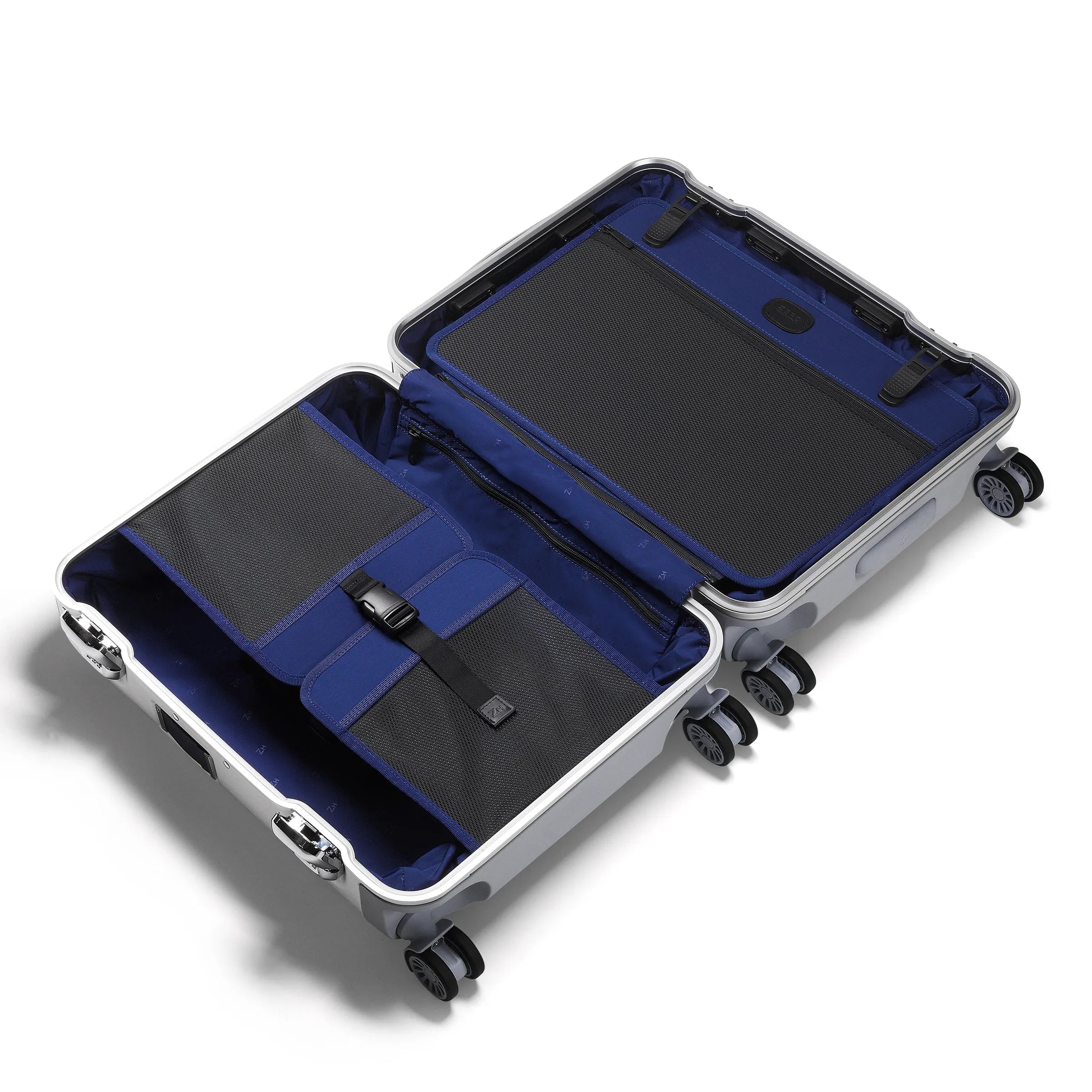 Pursuit Aluminum | Continental Carry-On Suitcase