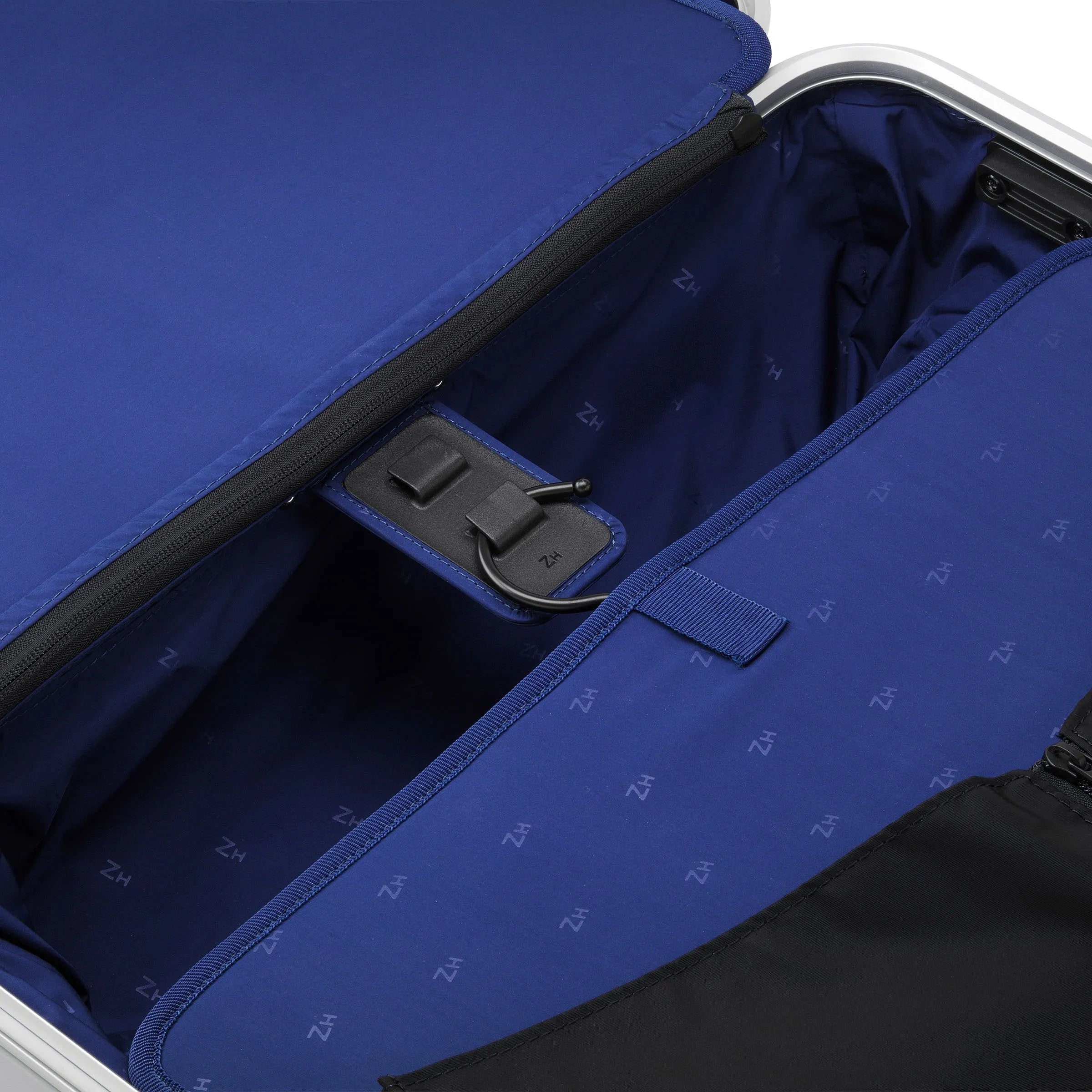 Pursuit Aluminum | International Carry-On Suitcase