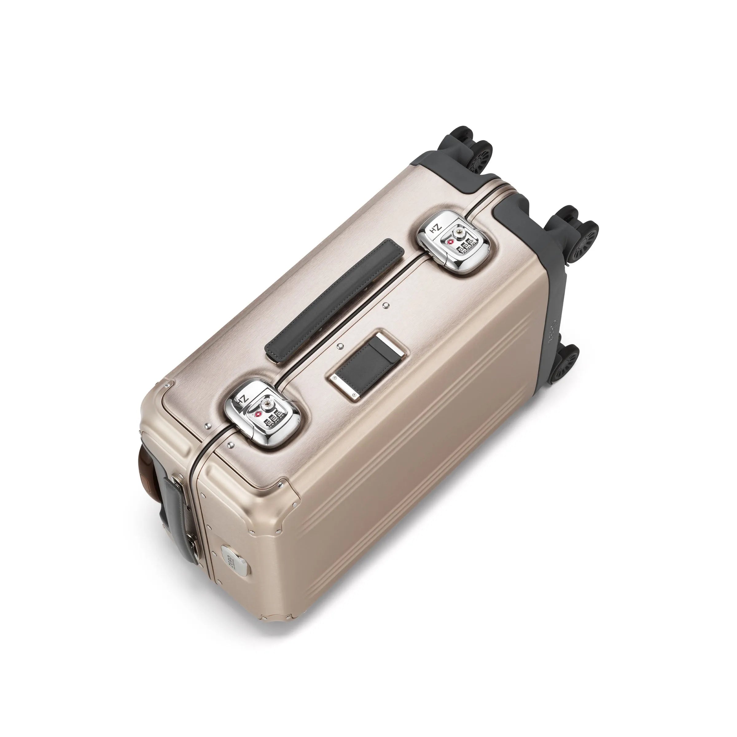 Pursuit Aluminum | International Carry-On Suitcase