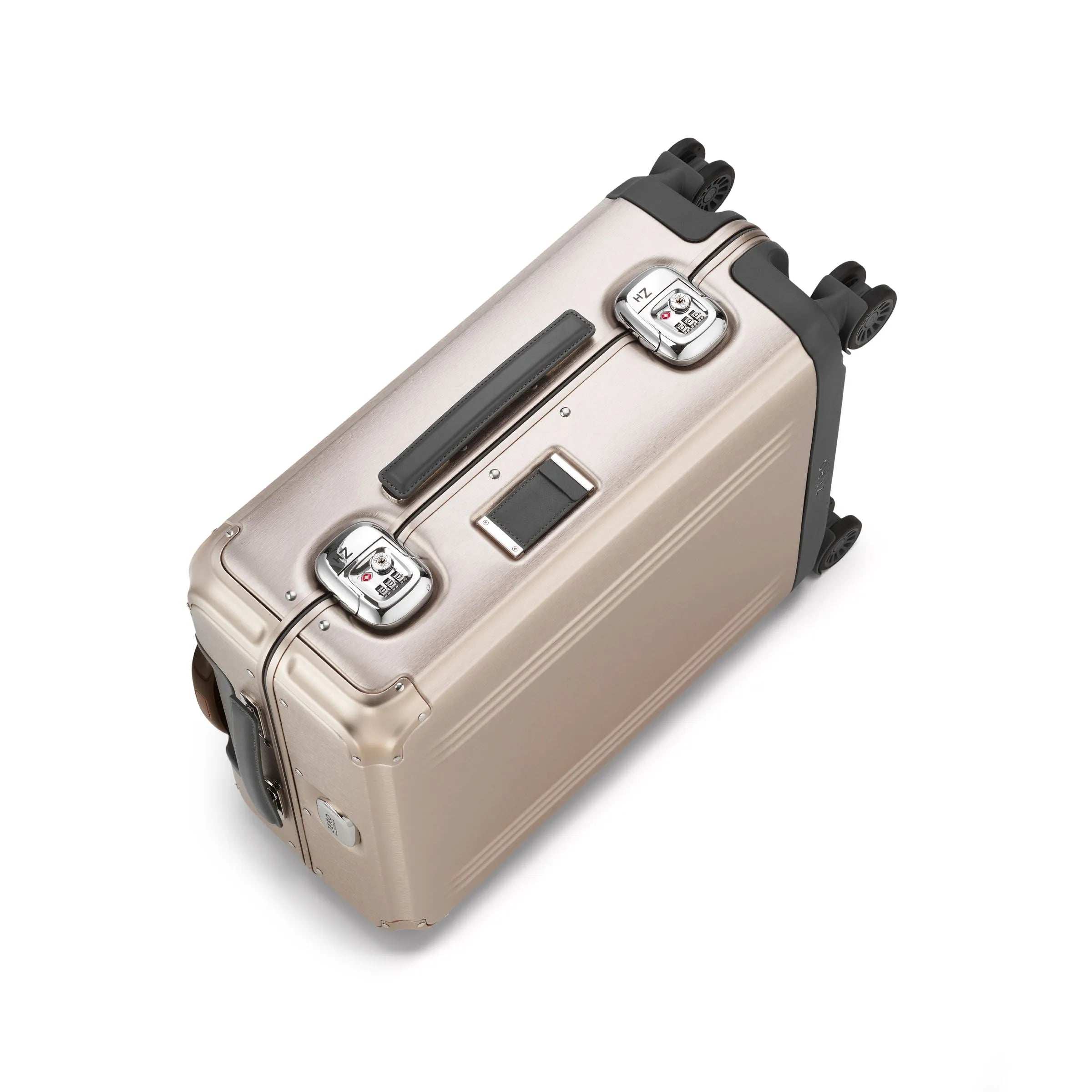 Pursuit Aluminum | Continental Carry-On Suitcase