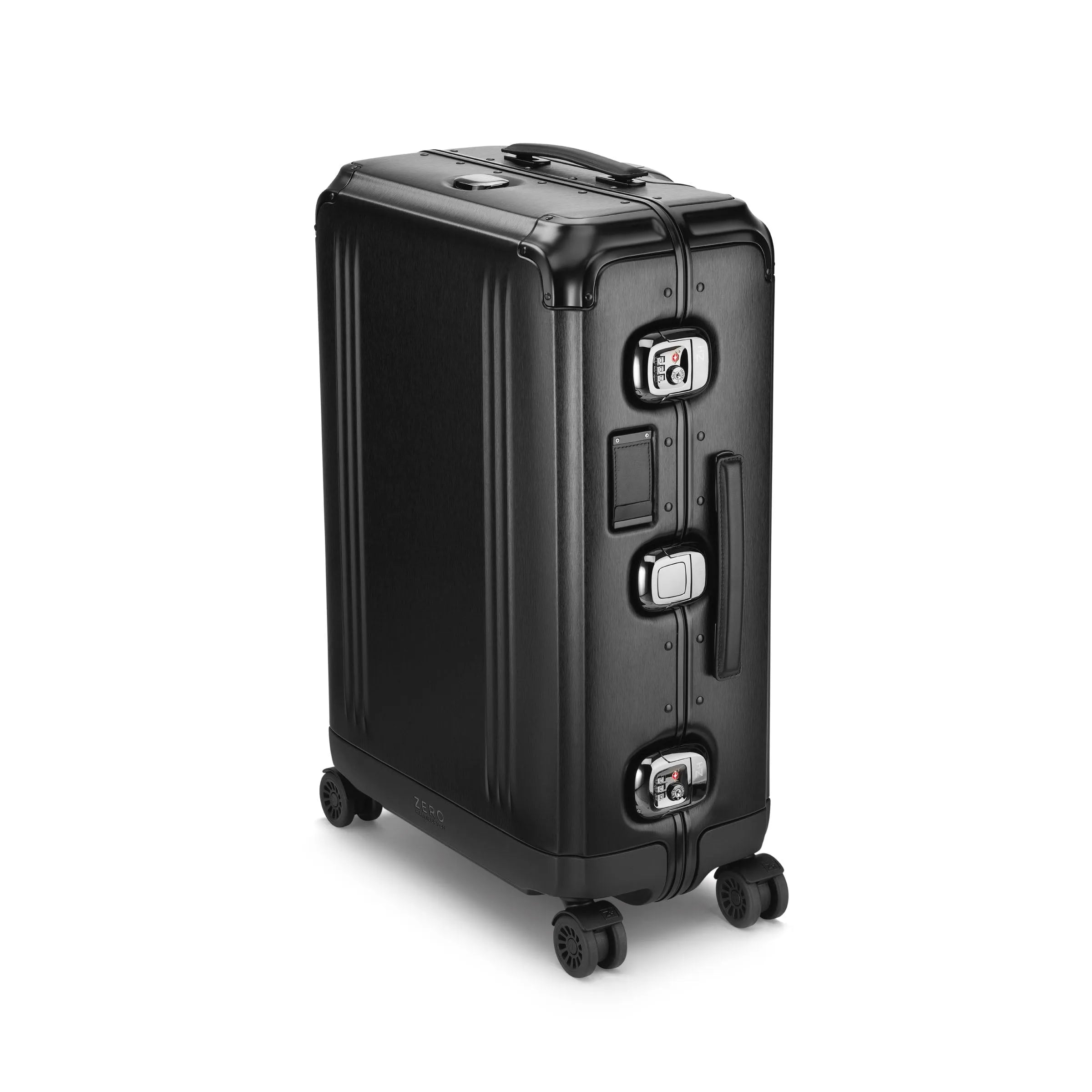 Pursuit Aluminum | Medium Suitcase