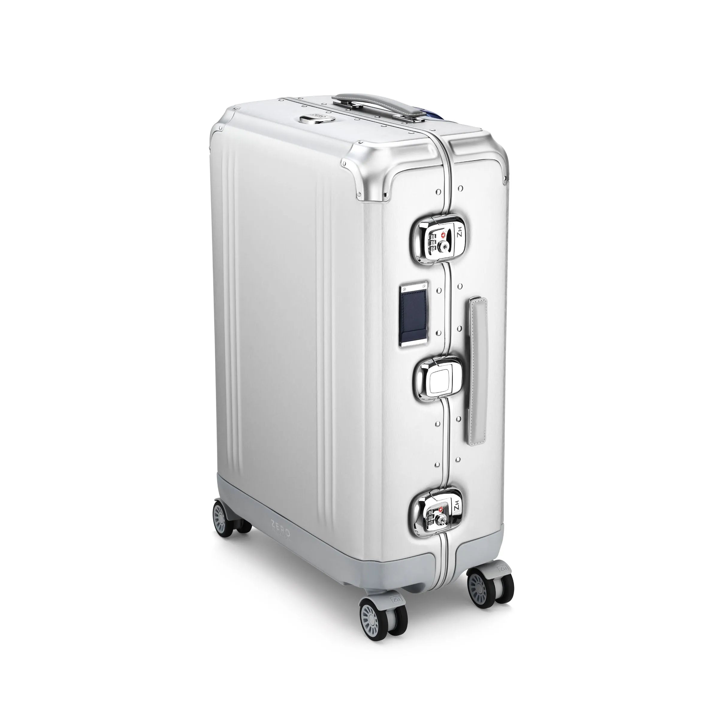 Pursuit Aluminum | Medium Suitcase