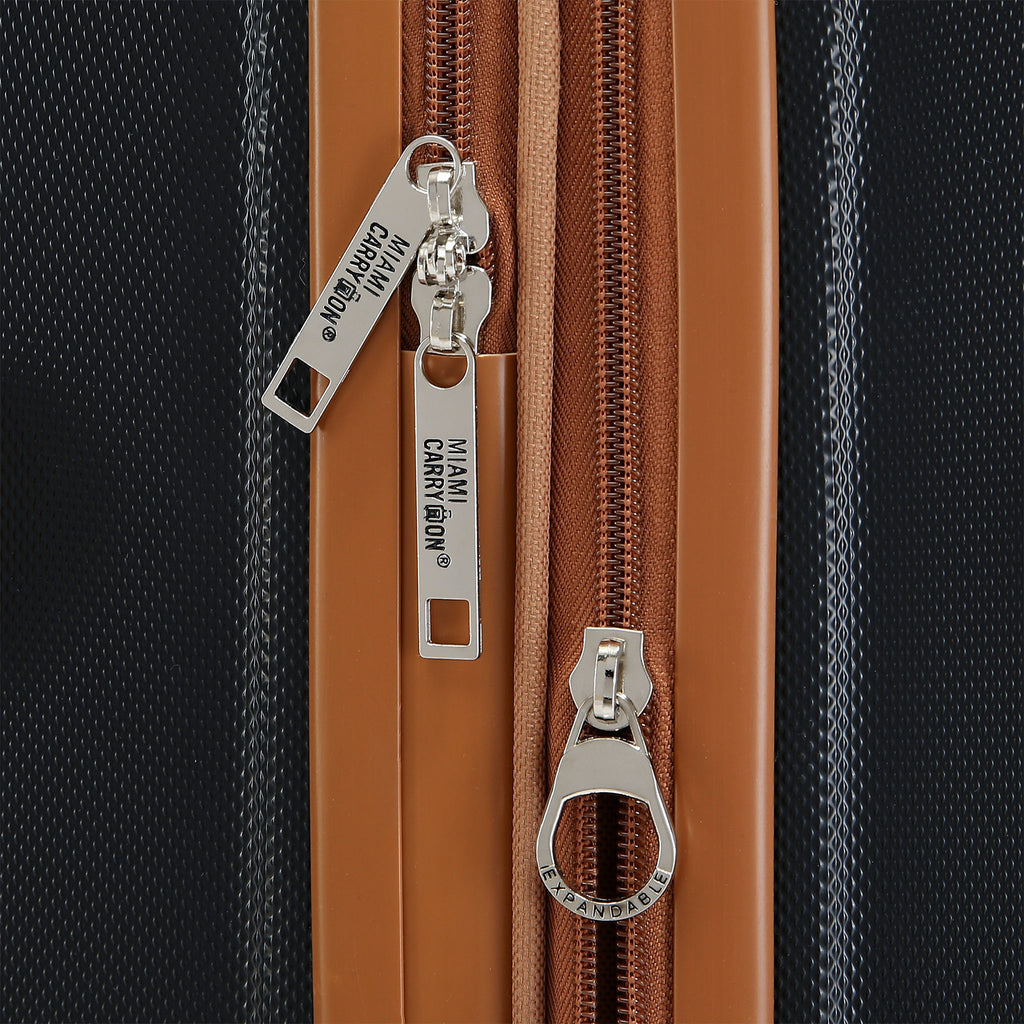 expandable luggage with different style zipper handle
