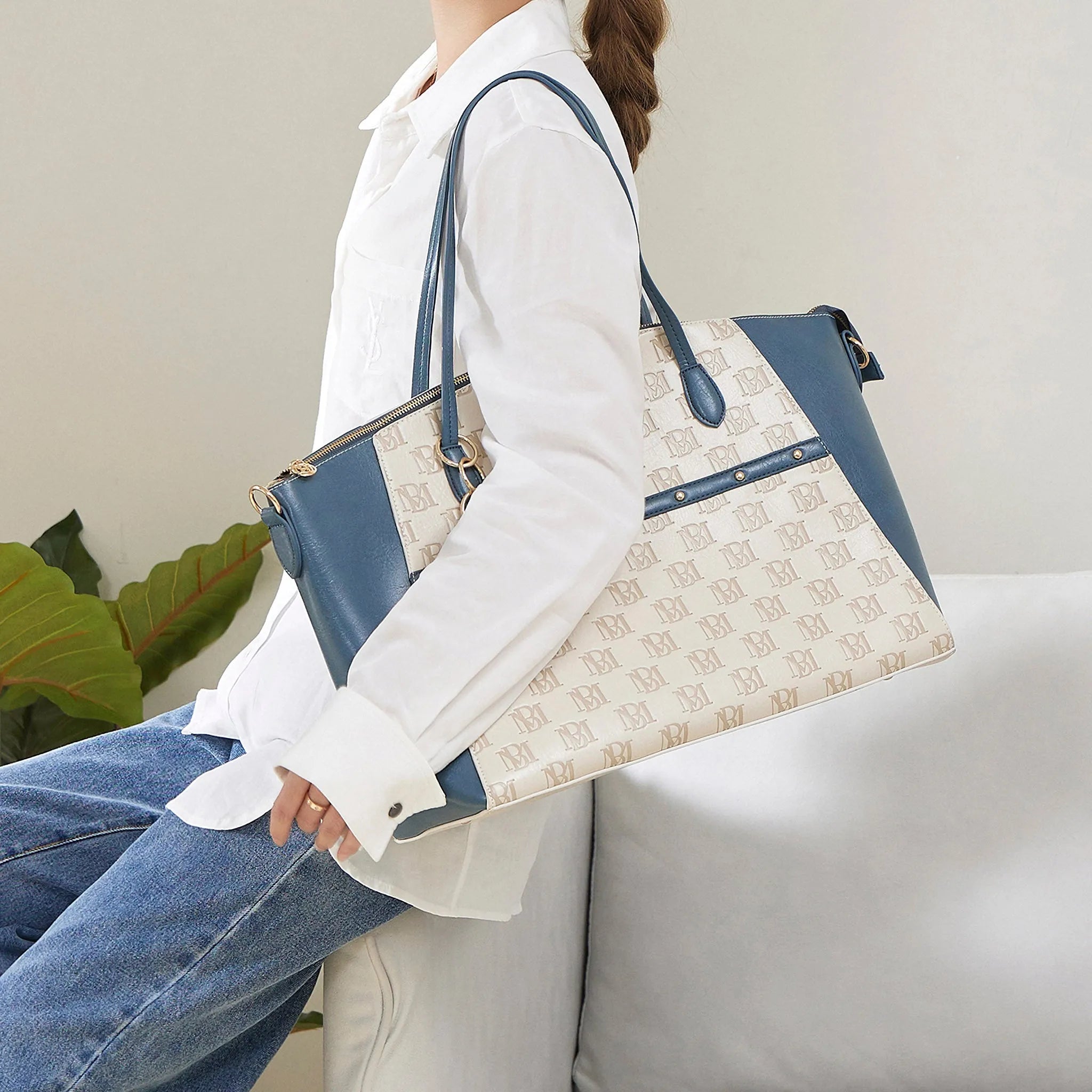 lifestyle fashion purse badgley mischka