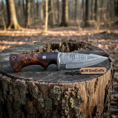 Bobcat Hunting Knife 4” Clip Point Fixed Blade Damascus Steel Guarded Design