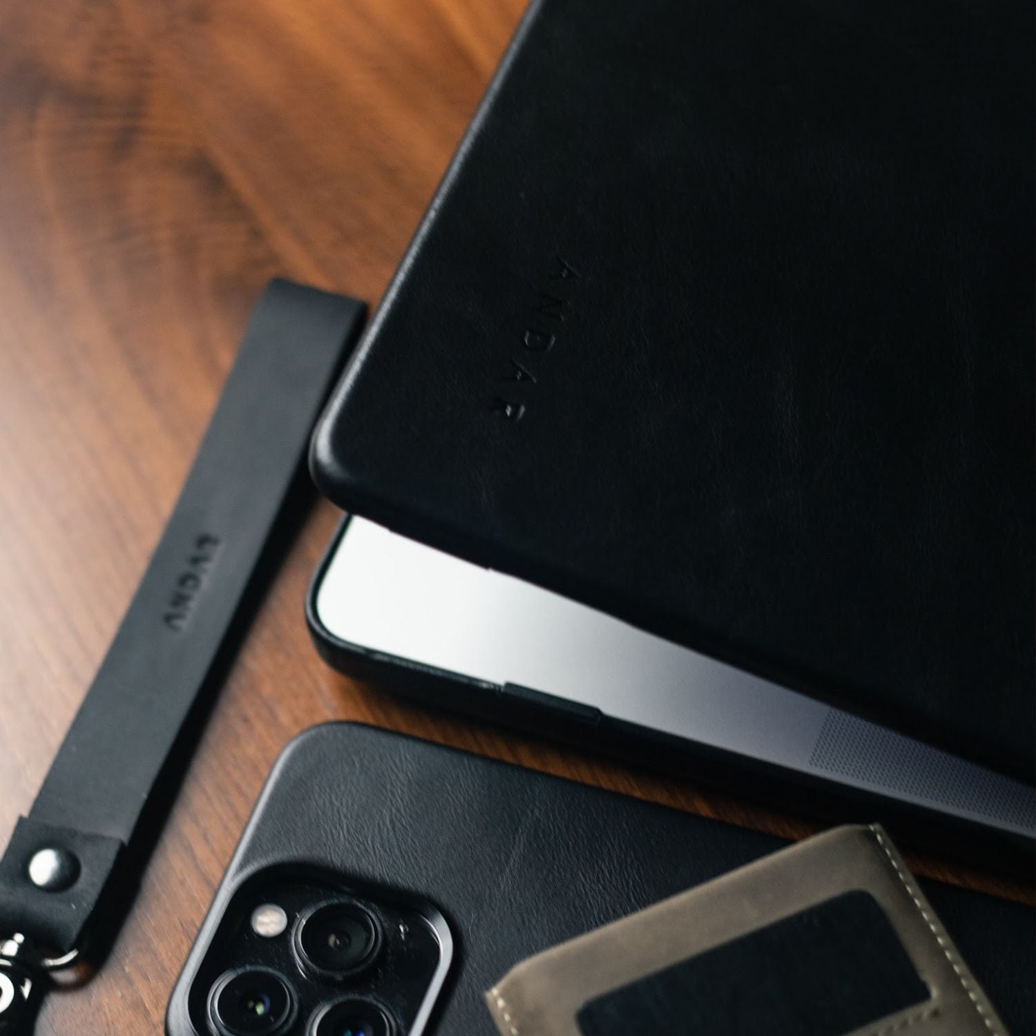 The Helm | Adventure Guide Macbook Air/Pro Cover