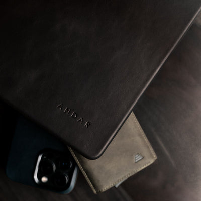The Helm | Adventure Guide Macbook Air/Pro Cover
