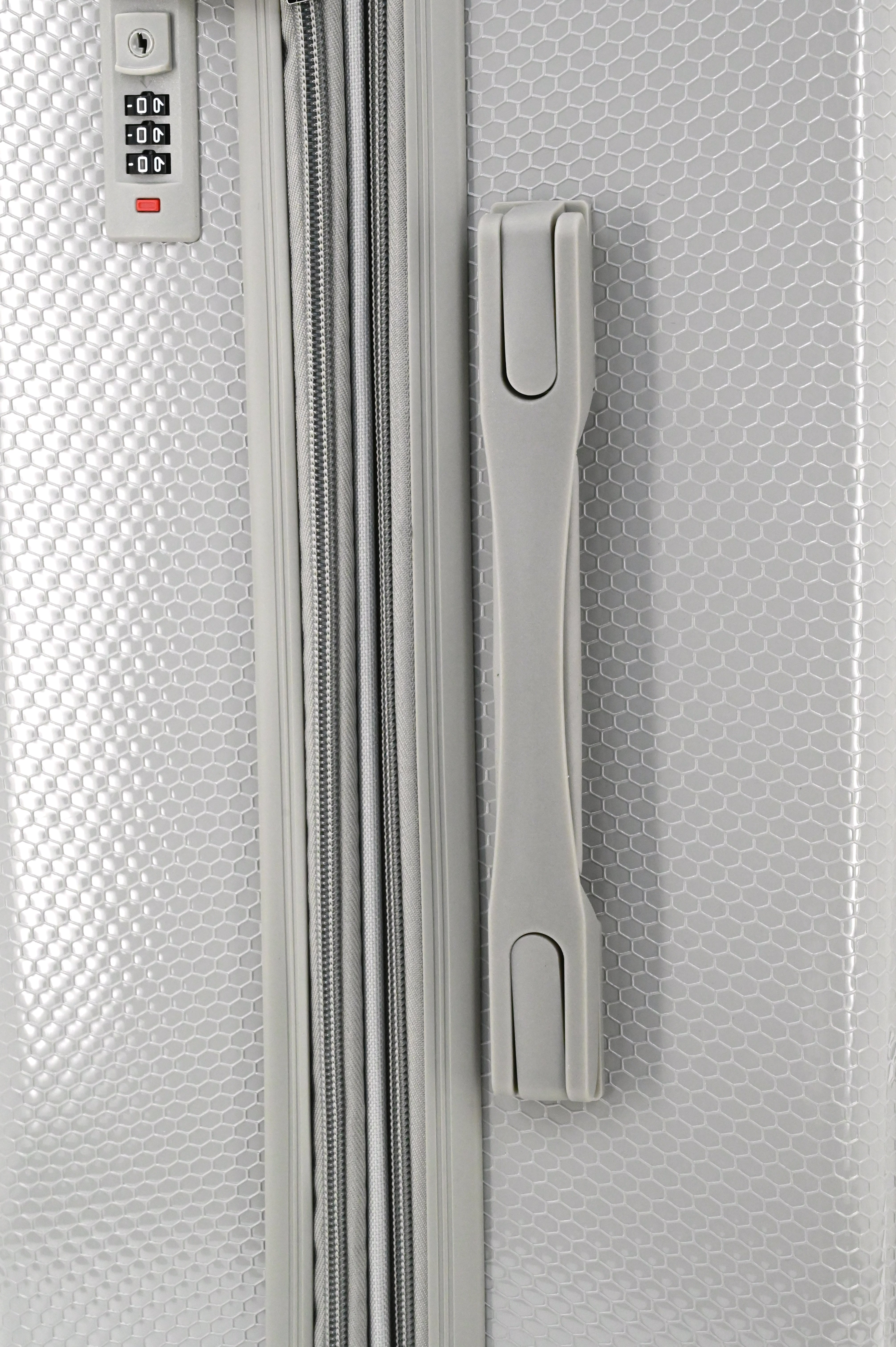 AERO Expandable 3-Piece Spinner Luggage Set