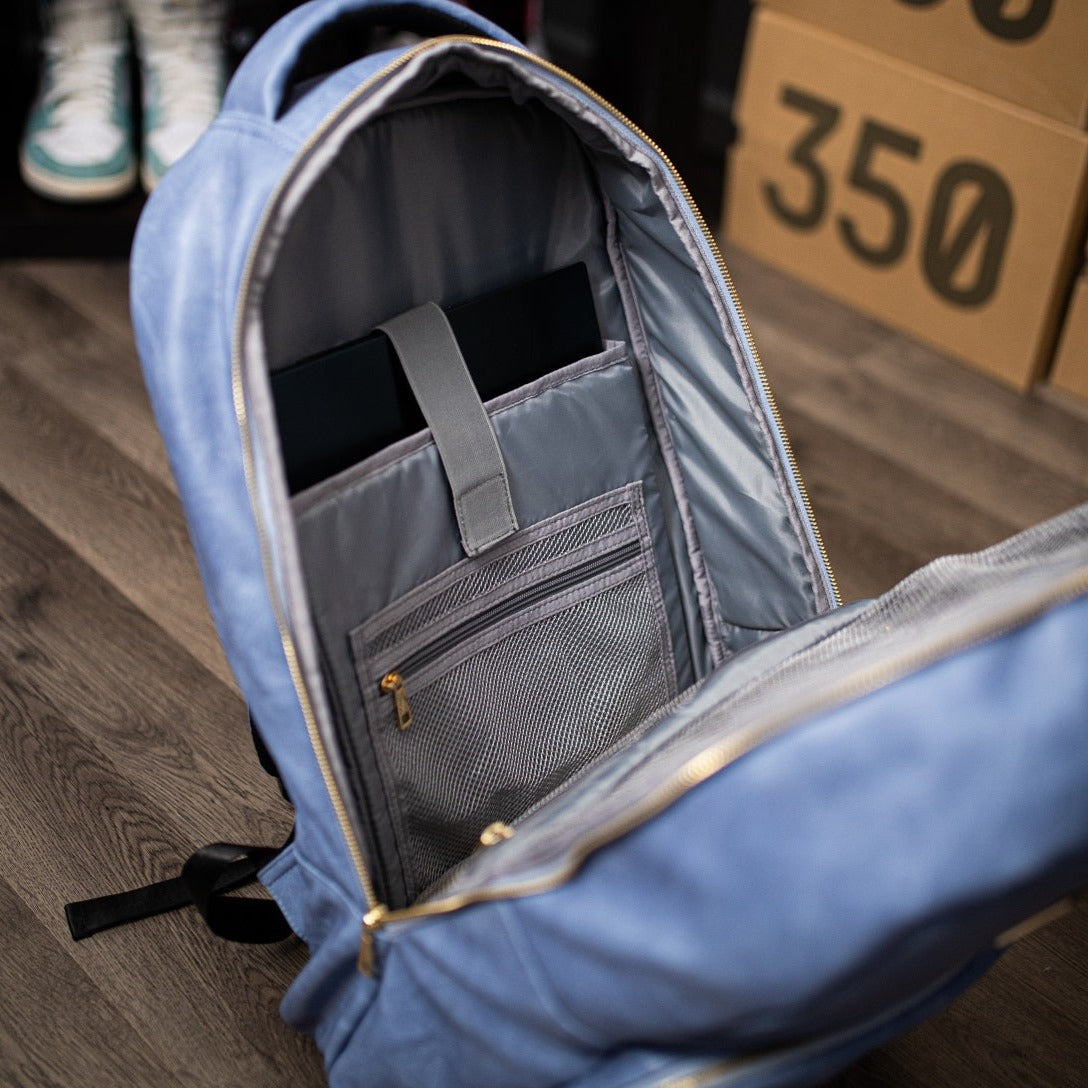 Baby Blue Tumbled Leather Commuter Bag