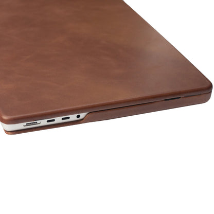 The Helm | Adventure Guide Macbook Air/Pro Cover