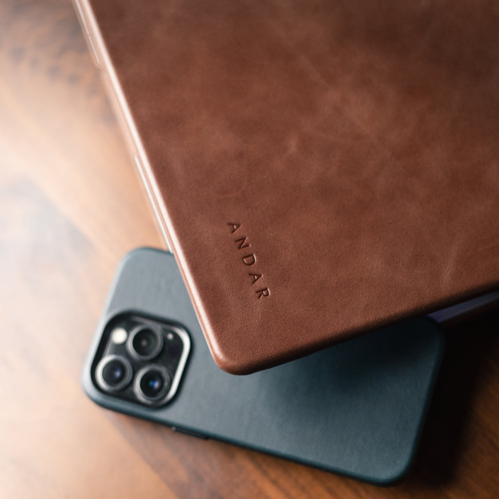 The Helm | Adventure Guide Macbook Air/Pro Cover