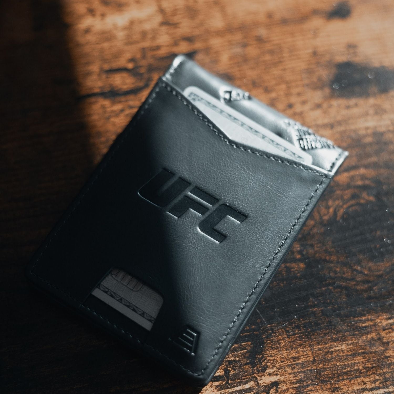 The Apollo – Men's Slim RFID Bifold Wallet