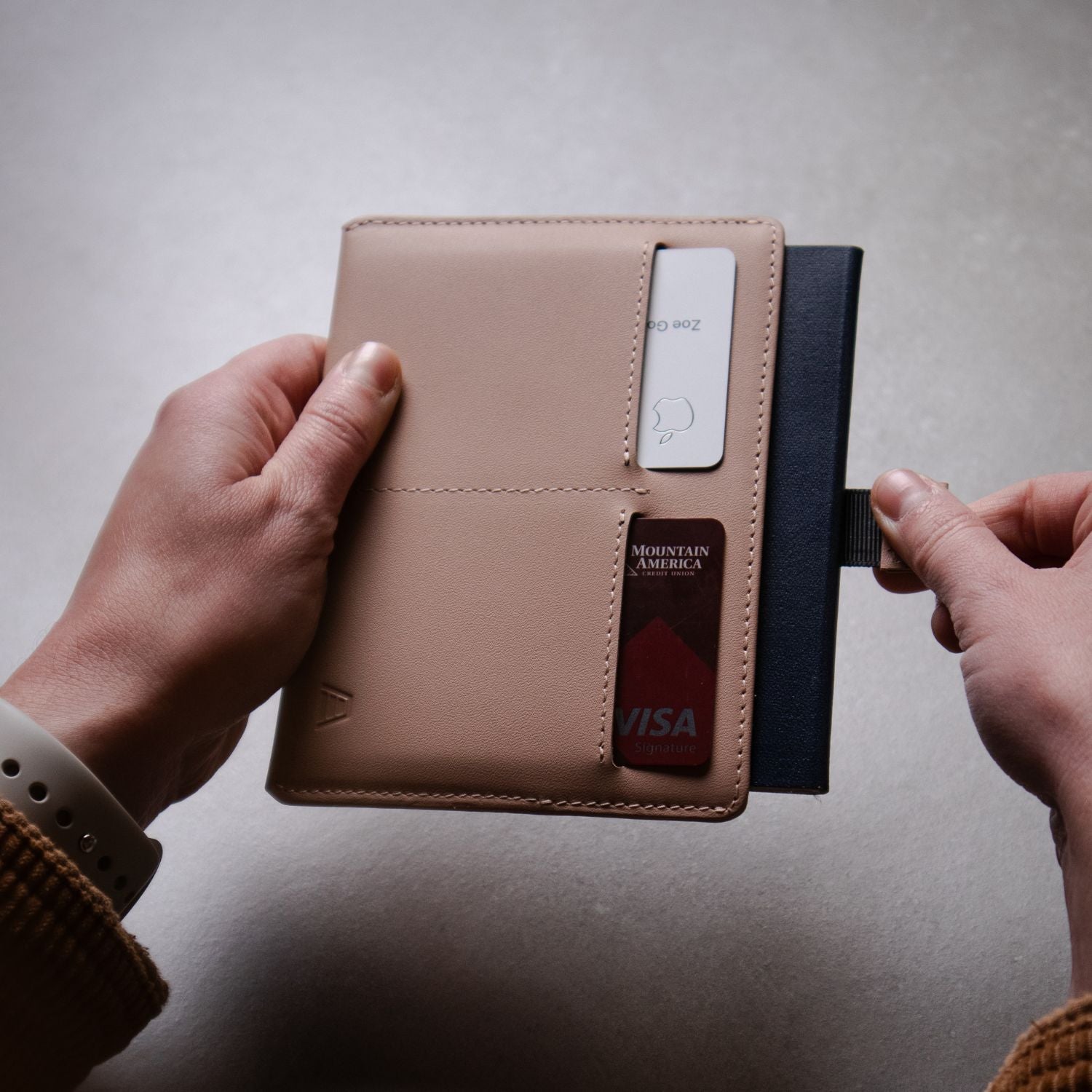The Atlas – Men's RFID Travel Bifold Wallet