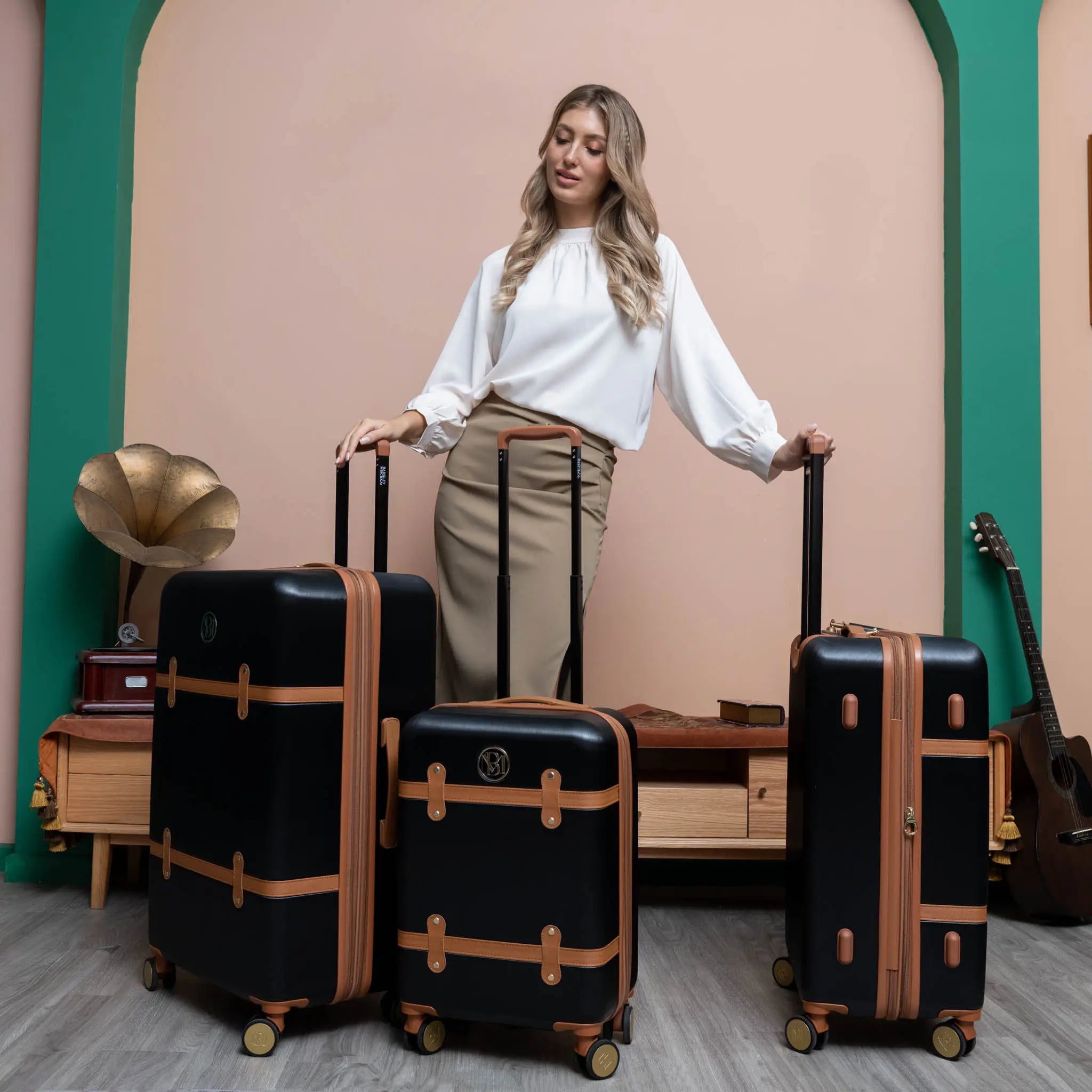 Grace 3 Piece Expandable Retro Luggage Set