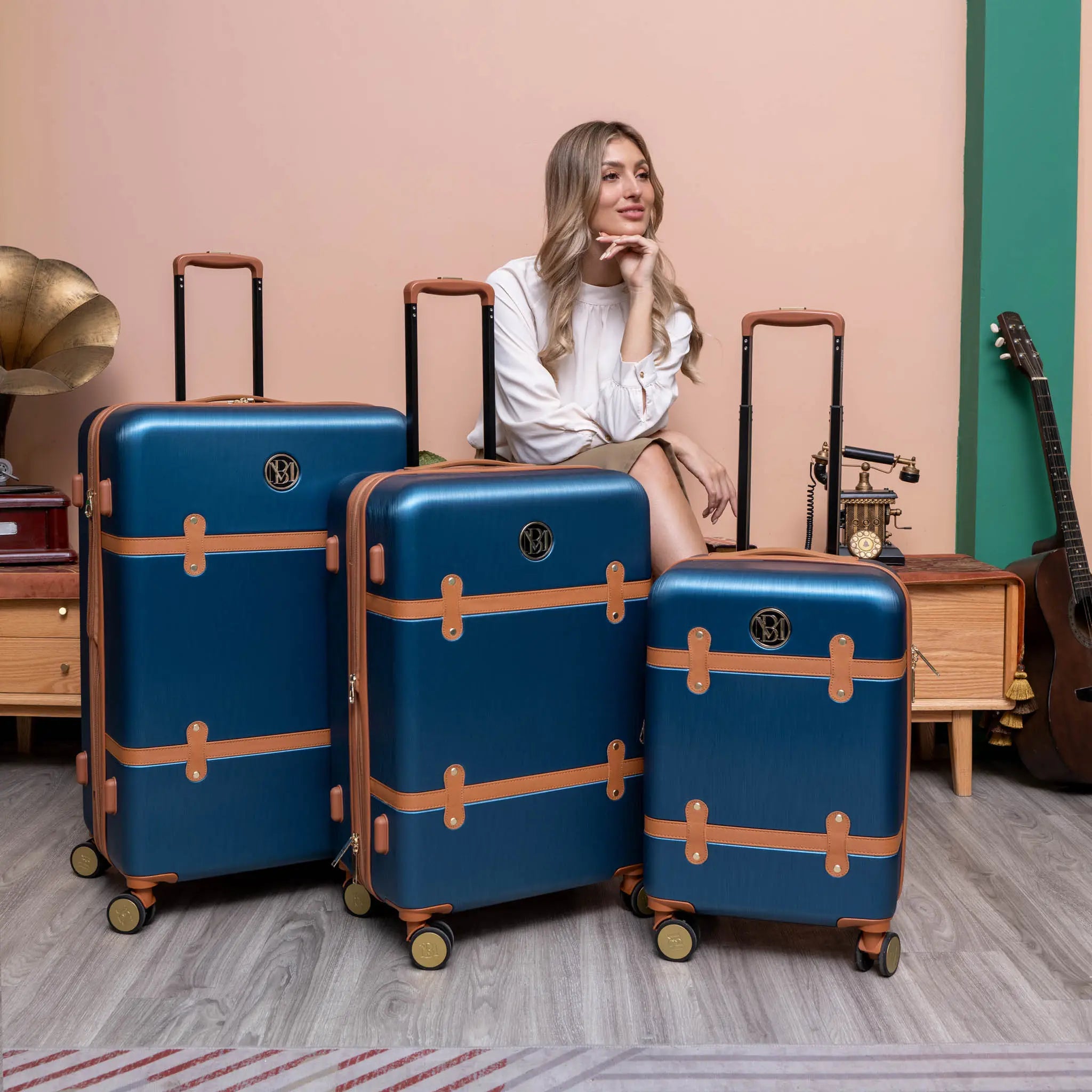 Grace 3 Piece Expandable Retro Luggage Set