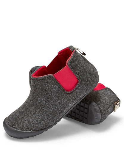 Brumby - Men's - Charcoal & Red