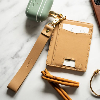 The Denner Slim RFID Leather Wallet