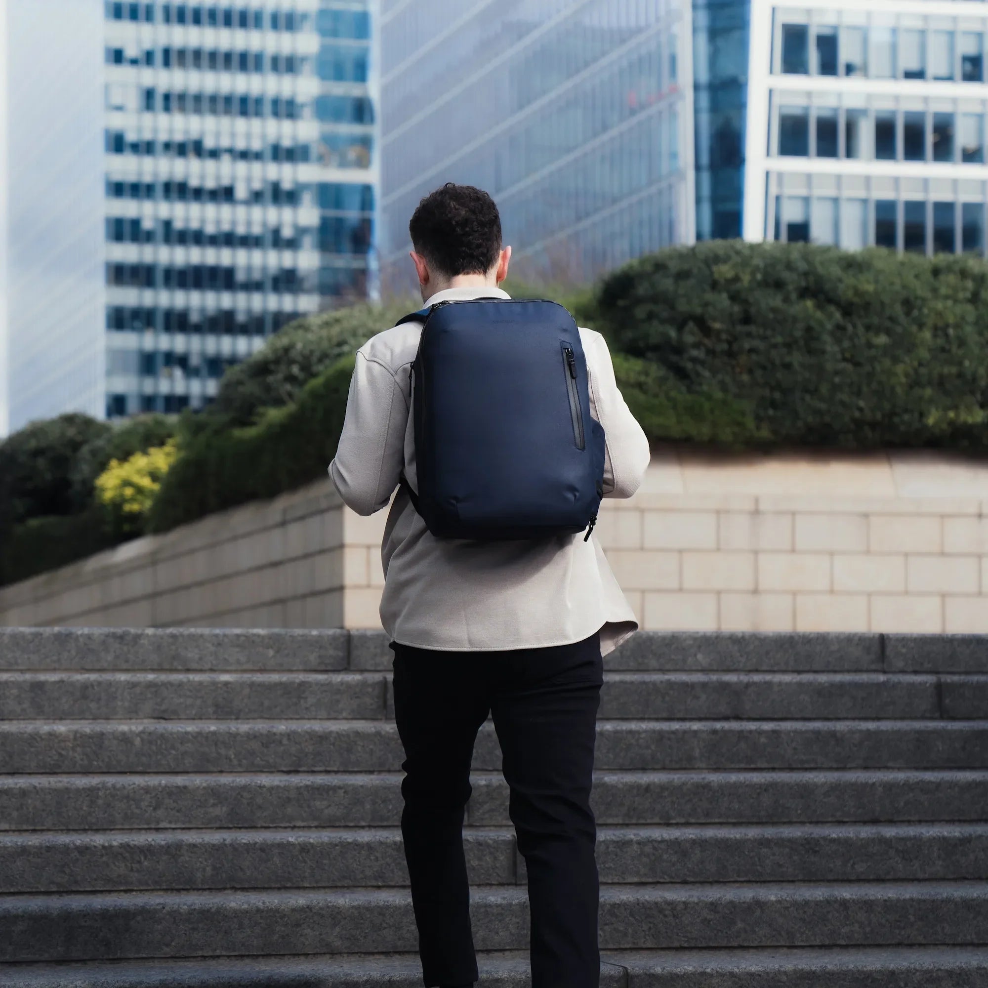 The Commuter Backpack - Midnight Blue