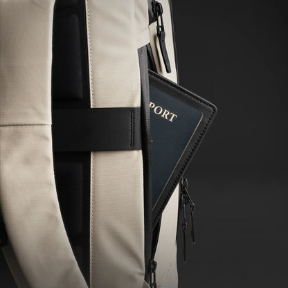 The Commuter Backpack - Desert Sand
