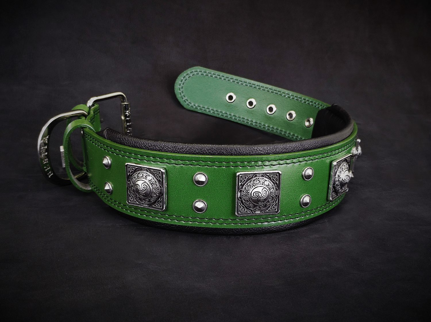The "Eros" Dog Collar 2.5-inch Wide. Green