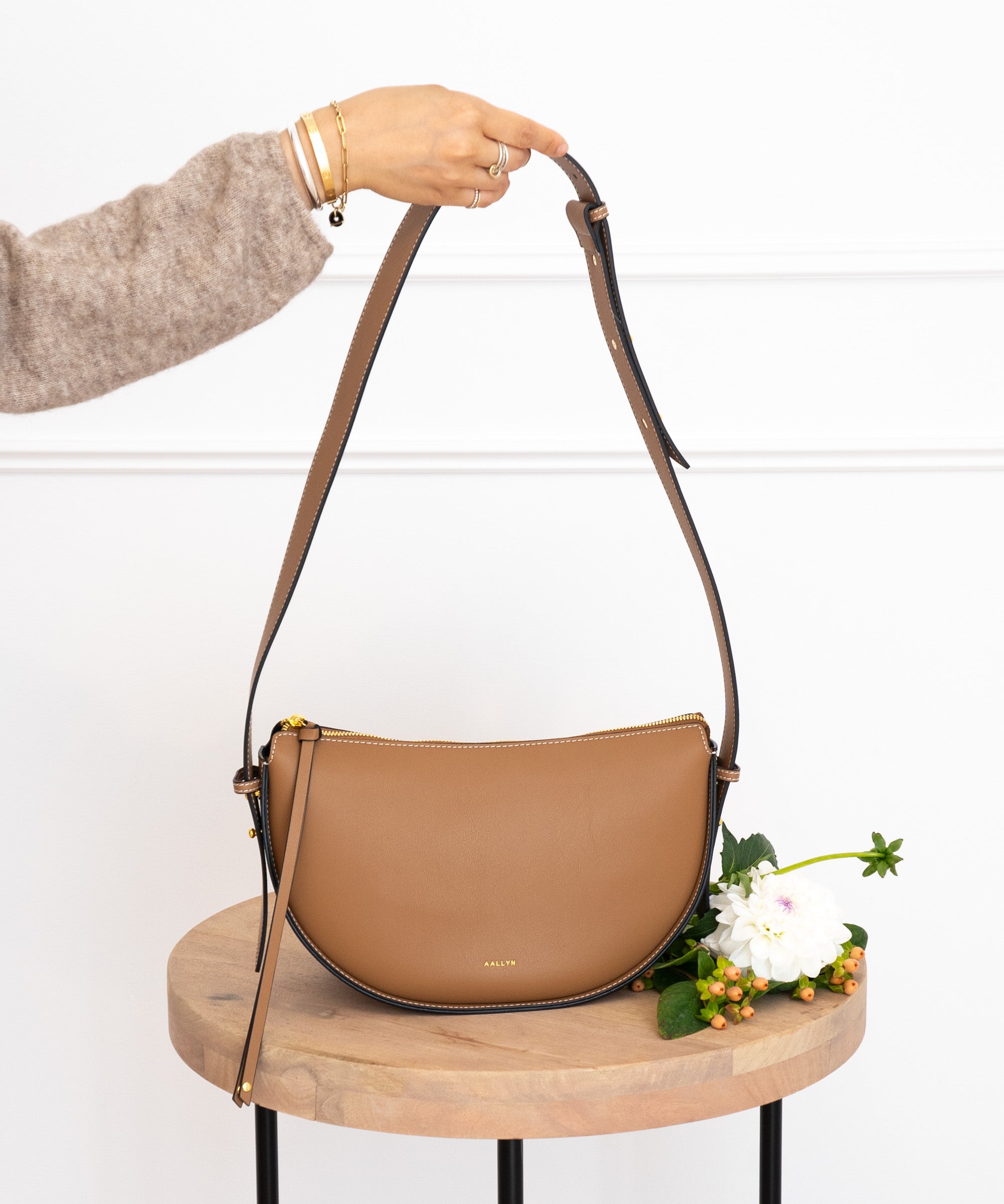 Elara Convertible Bag