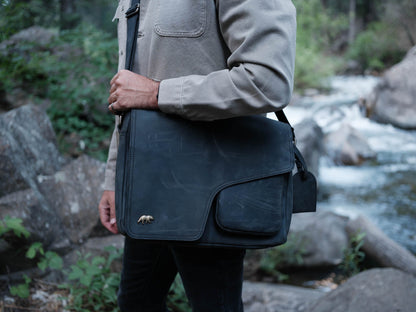 LIMITED EDITION - Yukon Leather Messenger Bag