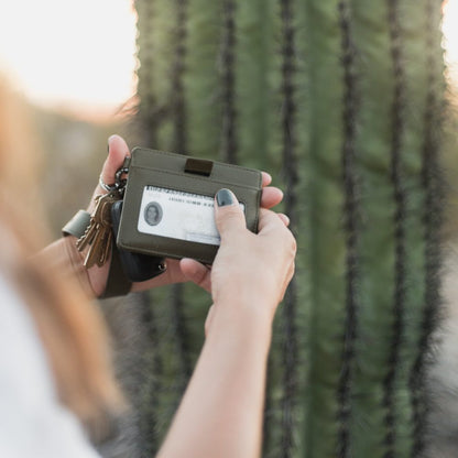 The Denner Slim RFID Leather Wallet