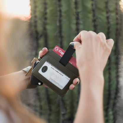 The Denner Slim RFID Leather Wallet