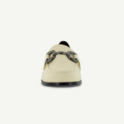 Georgina: Classic Loafer - Ecru