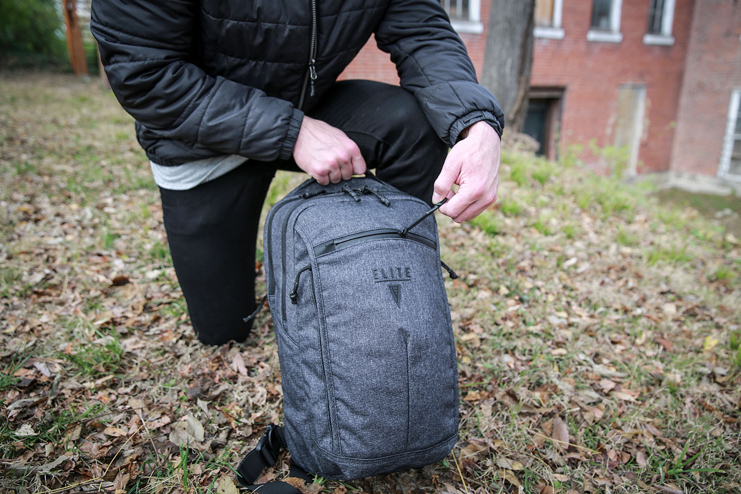 Smokescreen CCW Slingpack