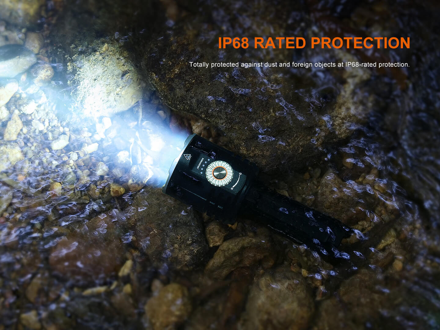 LR35R PRO Rechargeable Palm-Sized Searchlight