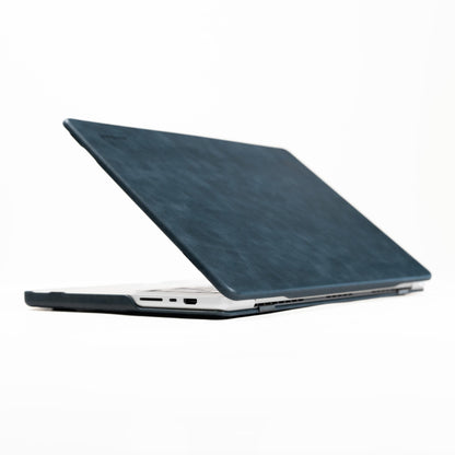 The Helm | Adventure Guide Macbook Air/Pro Cover