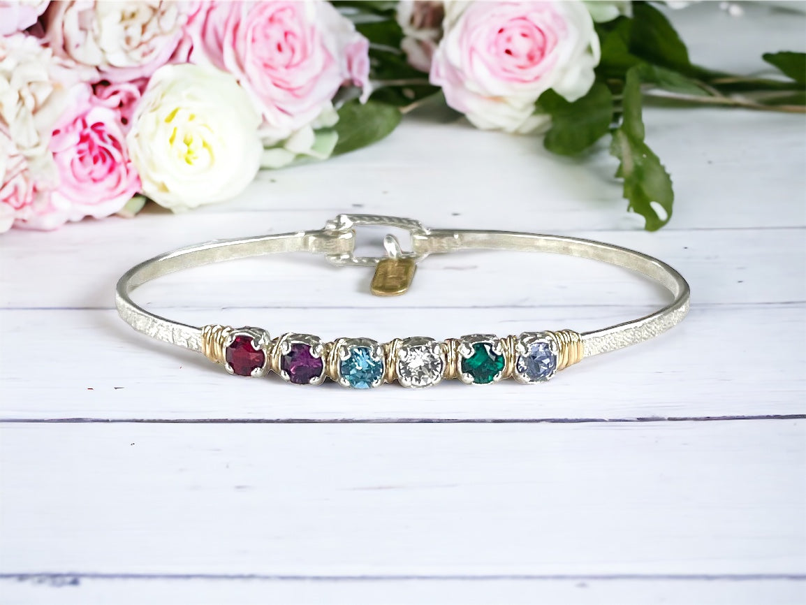 Custom Mothers Birthstone Bracelet Mid-Sized