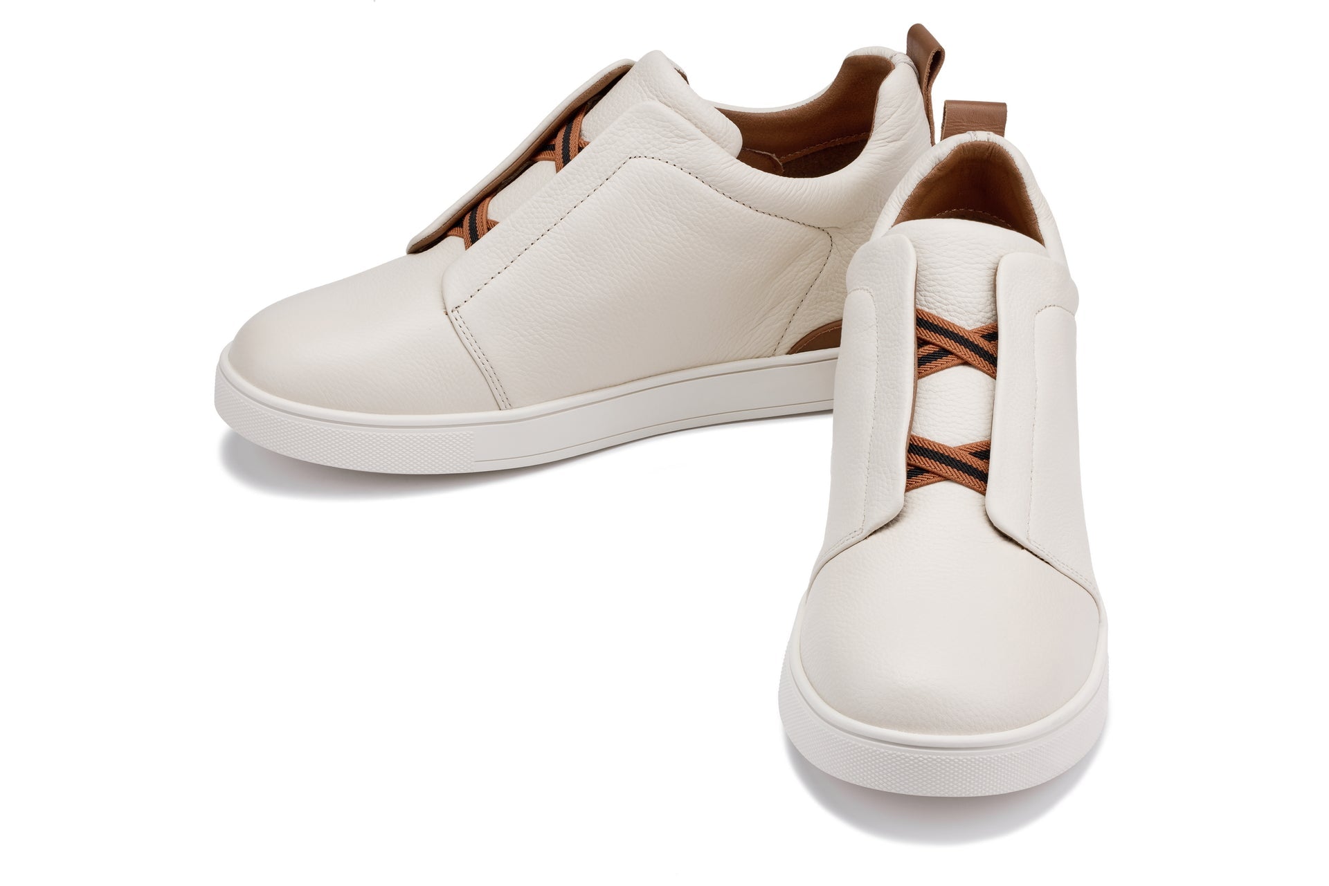 J1933 - 2.6 Inches Taller (Off-White) - Slip-On Men's Snoafers
