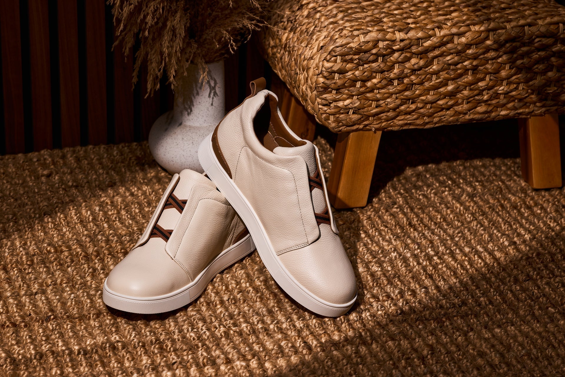 J1933 - 2.6 Inches Taller (Off-White) - Slip-On Men's Snoafers