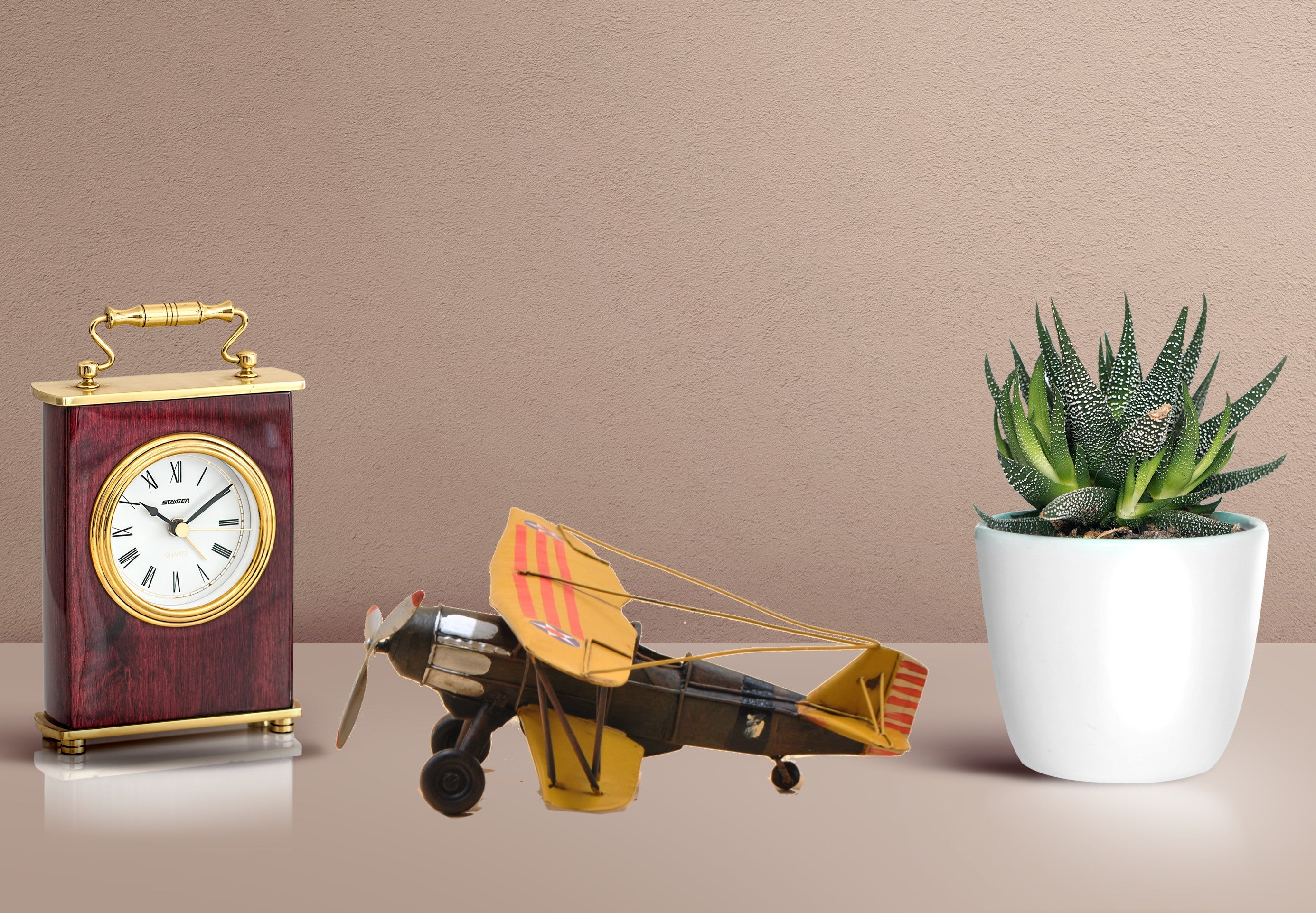 Home Decor Retro Biplane Model Home Decoration US World War II Metal Airplane