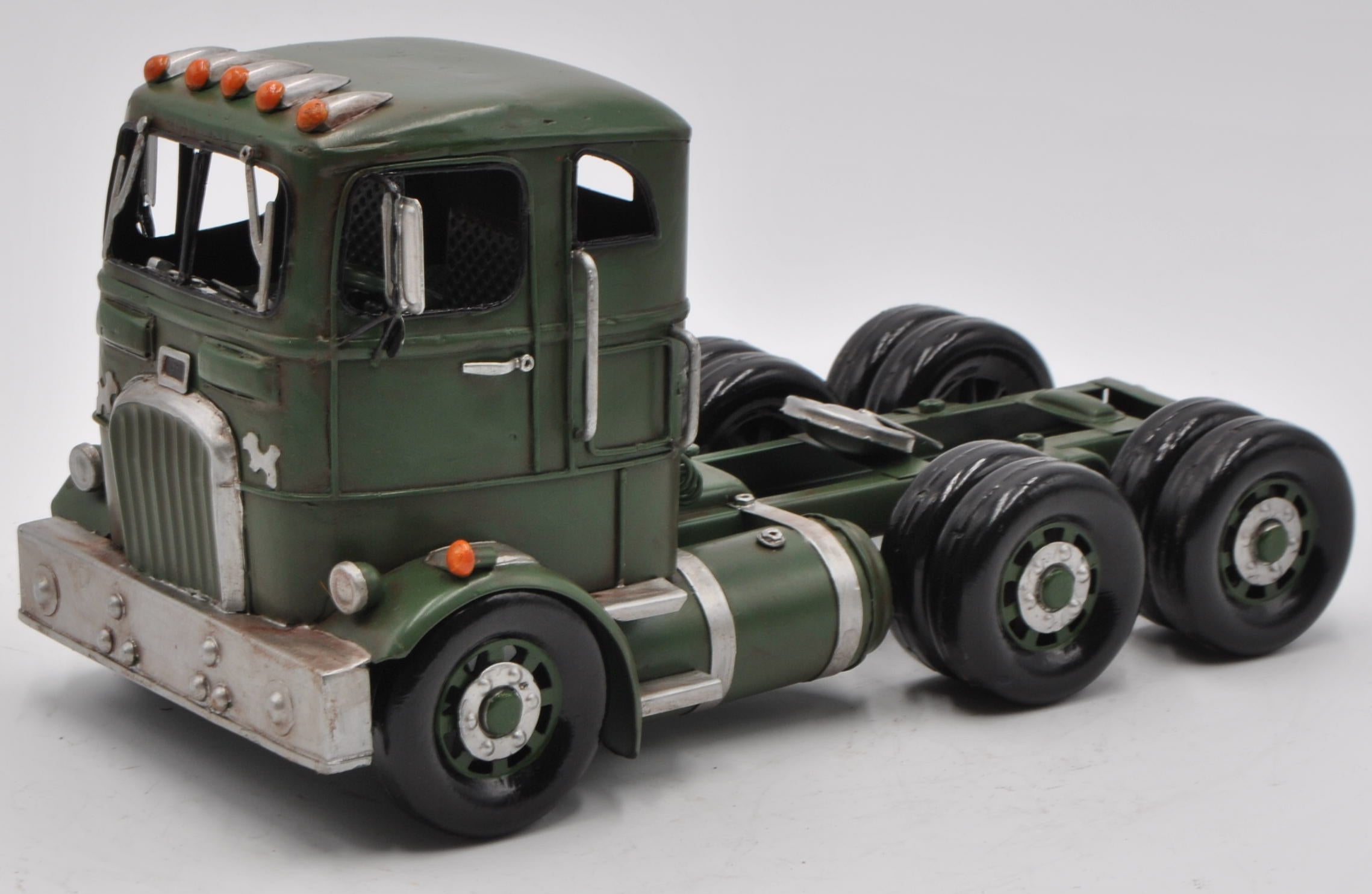 Vintage Truck Model Antique Office Stationery Tabletop Ornaments Metal Craft Gifts