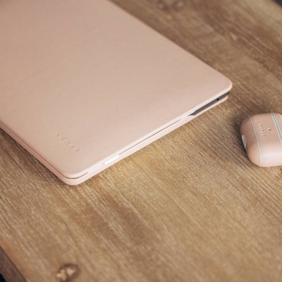 The Helm | Adventure Guide Macbook Air/Pro Cover