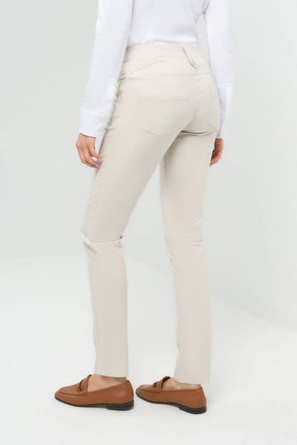 Skyler Travel Pant in Stone