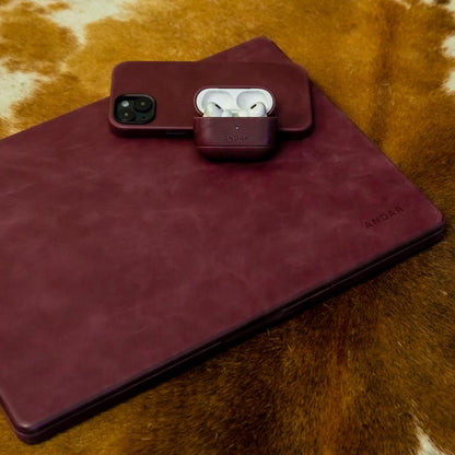 The Helm | Adventure Guide Macbook Air/Pro Cover