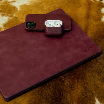 The Helm | Adventure Guide Macbook Air/Pro Cover