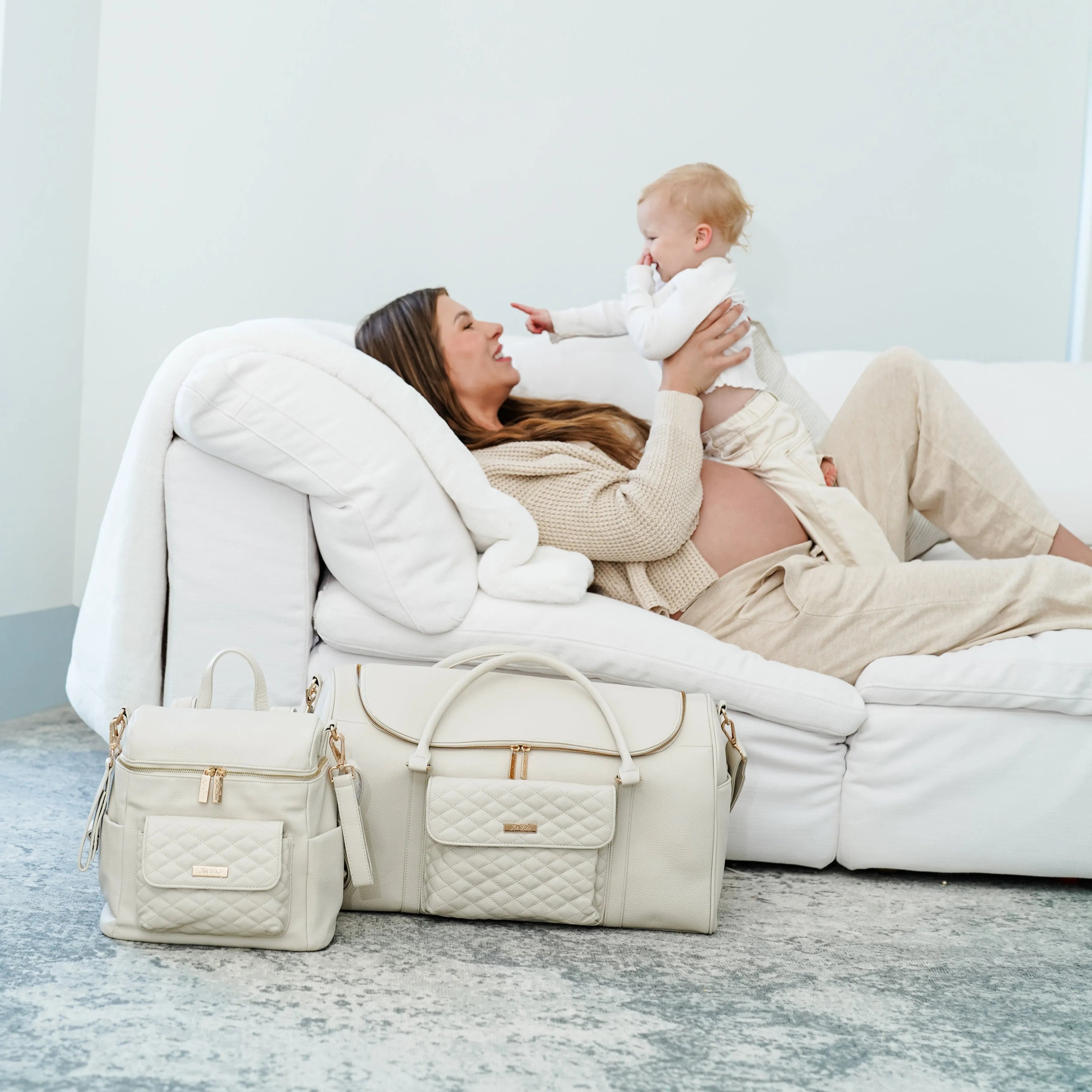 Monaco Travel Duffel Bag | Pearl White