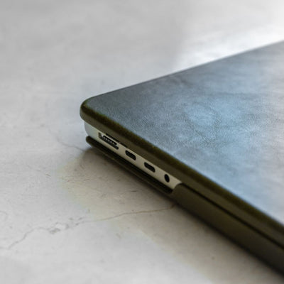 The Helm | Adventure Guide Macbook Air/Pro Cover