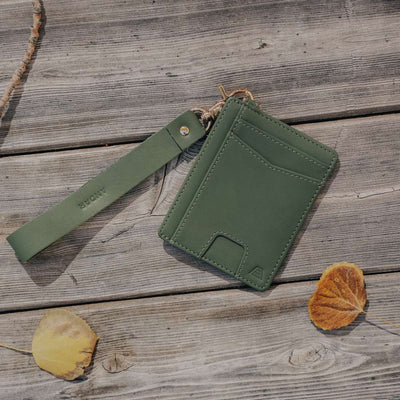 The Denner Slim RFID Leather Wallet